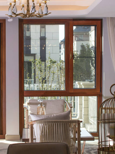 为开放式阳台装上落地窗后，世界就在我眼前！